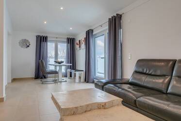 Appartement moderne de haute qualité avec grande terrasse sur le toit
