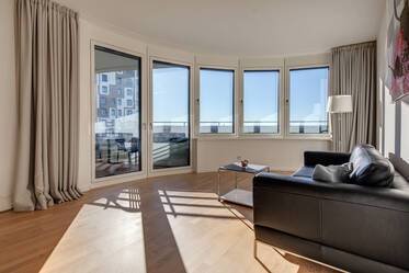 Appartement de luxe, très beau et meublé à Obersendling