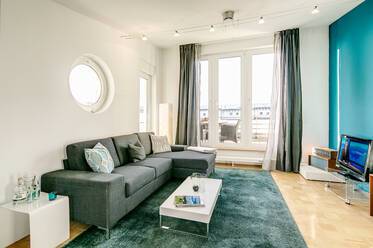 Appartement avec terrasse sur le toit très beau et meublé à Trudering