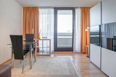 Appartement beau et meublé à Olympiadorf