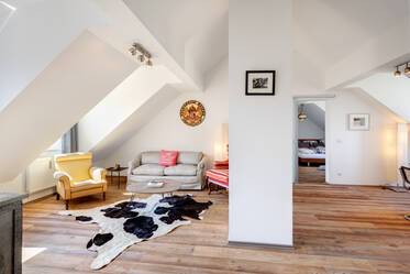 Magnifique appartement mansardé dans un immeuble ancien à louer