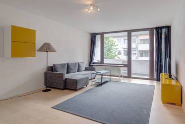Appartement beau et meublé à Sendling