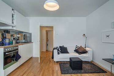 Appartement très beau et meublé à Maxvorstadt
