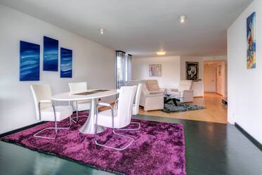 Appartement beau et meublé à Olympiadorf