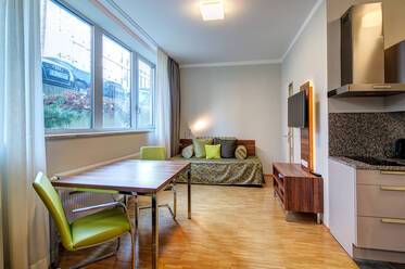 Studio meublé de façon moderne à Ismaning