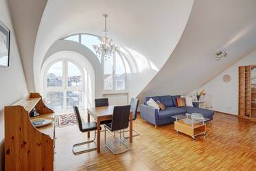 Ottobrunn : Appartement mansardé lumineux et convivial