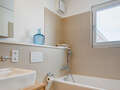 appartement sous les toits München Am Hart 02 salle de bain 10439