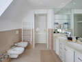 appartement avec terrasse sur le toit München Menterschwaige 04 salle de bain 11267