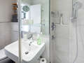 appartement München Altbogenhausen 01 salle de bain 11531