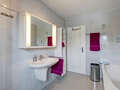 maison mitoyenne placée au milieu de la rangée München Moosach 03 salle de bain 11852