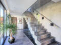 appartement München Pasing 01 escalier dans l‘immeuble 12344