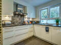 maison mitoyenne placée au milieu de la rangée Baldham Vaterstetten 02 cuisine 12473
