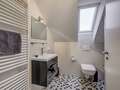 maison mitoyenne placée au milieu de la rangée Baldham Vaterstetten 01 2ème s. de bain 12473