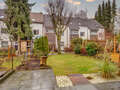 maison mitoyenne placée au milieu de la rangée Baldham Vaterstetten 01 jardin 12473