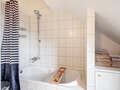 appartement sous les toits München Nymphenburg 03 salle de bain 12497