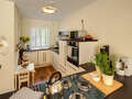 maison mitoyenne placée au milieu de la rangée Garching 01 cuisine 13131