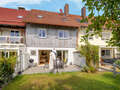 maison mitoyenne placée au milieu de la rangée Garching 02 terrasse 13131
