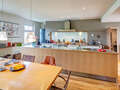 appartement style maisonnette avec mezzanine München Glockenbachviertel 02 cuisine 13995