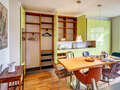 appartement style maisonnette avec mezzanine München Glockenbachviertel 05 cuisine 13995