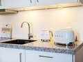 appartement sous les toits München Neuhausen 02 cuisine 14555