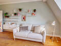 appartement sous les toits München Neuhausen 04 pièce à vivre 14555