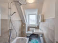 appartement sous les toits München Untergiesing 01 salle de bain 14653