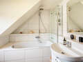 appartement style maisonnette München Schwabing 02 salle de bain 14908