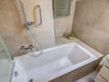 appartement sous les toits München Harlaching 04 salle de bain 14993