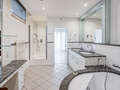 maison individuelle München Obermenzing 02 1ère salle de bain 5436