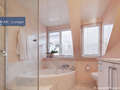 appartement avec mezzanine München Lehel 01 salle de bain 6601