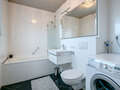 appartement avec terrasse sur le toit München Bogenhausen 01 salle de bain 8467