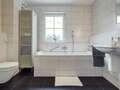 appartement avec jardin München Forstenried 01 salle de bain 9703